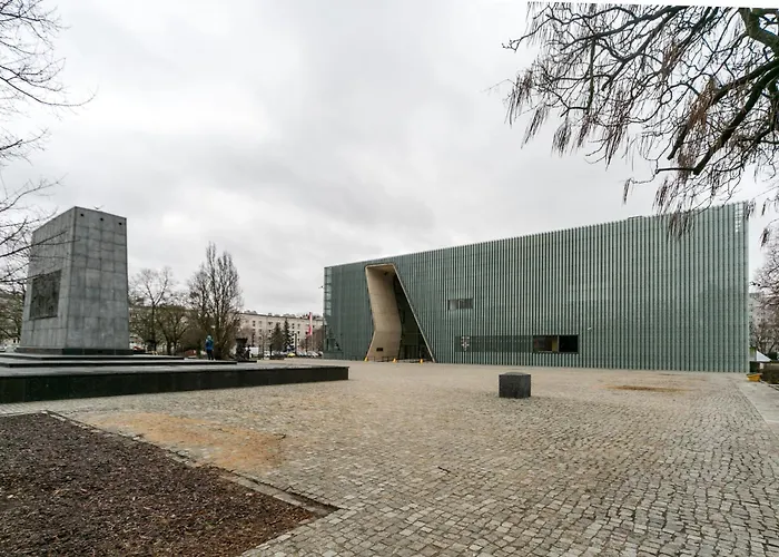 Warsaw Concierge Polin II